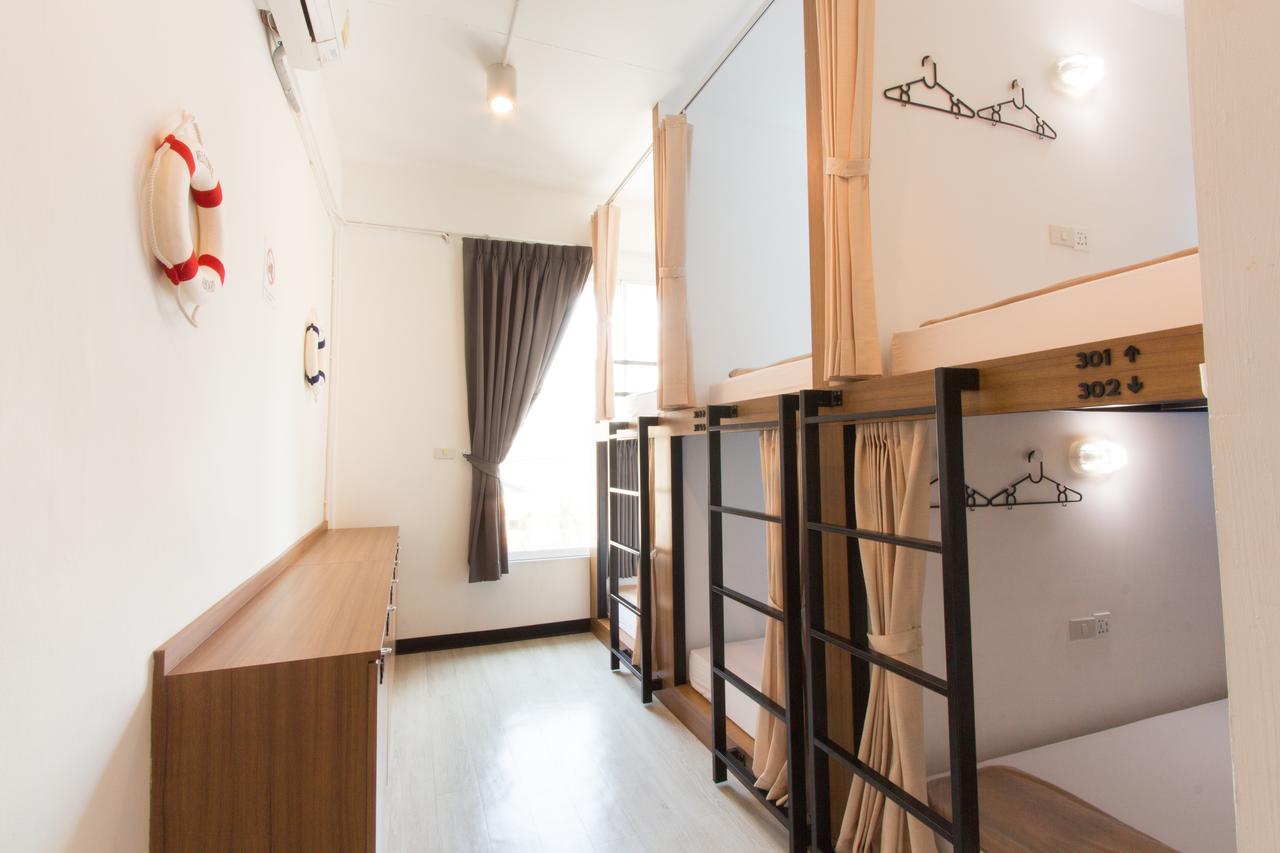 Pier 49 Hostel 曼谷 外观 照片